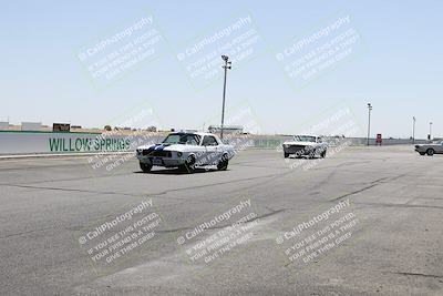 media/May-18-2022-Open Track Racing (Wed) [[f96b7d3cf4]]/Around the Pits/